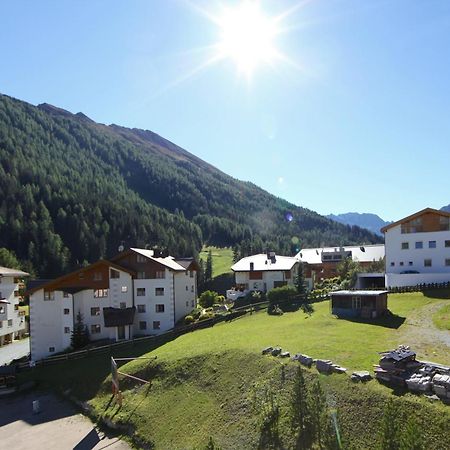 Hotel Cresta Samnaun Bagian luar foto
