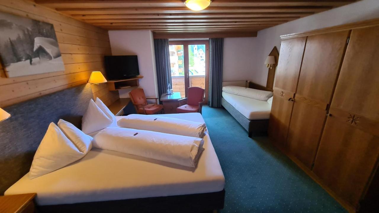 Hotel Cresta Samnaun Bagian luar foto