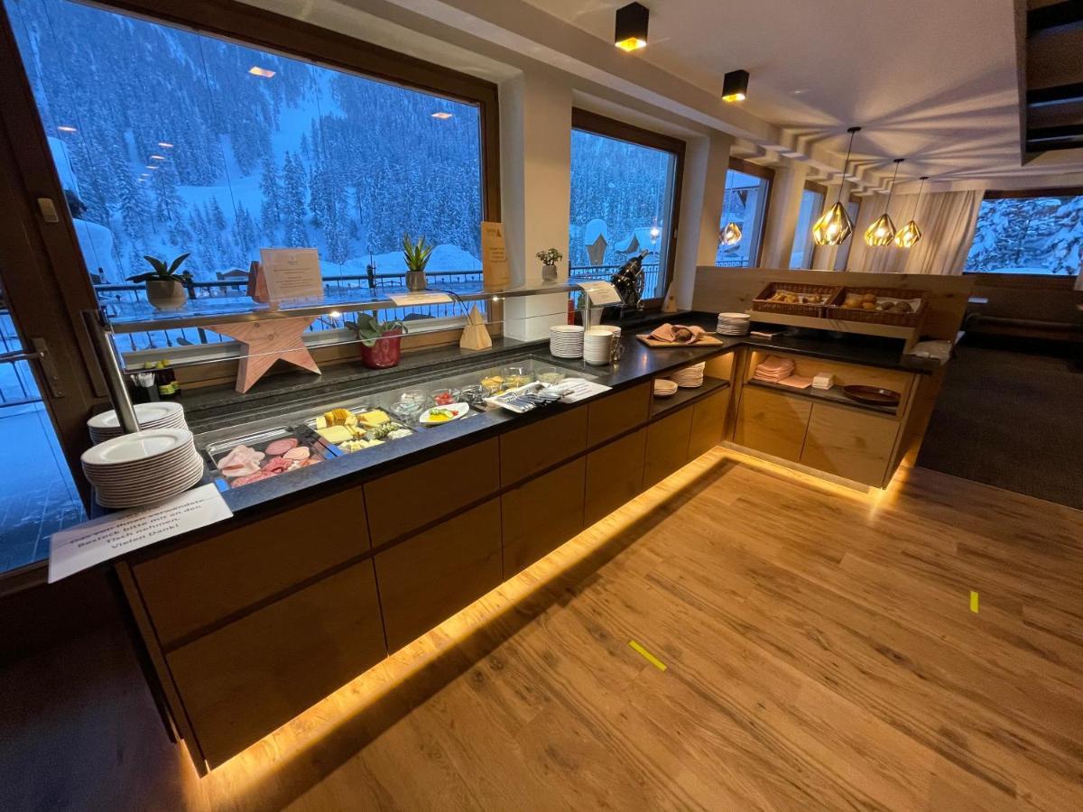 Hotel Cresta Samnaun Bagian luar foto
